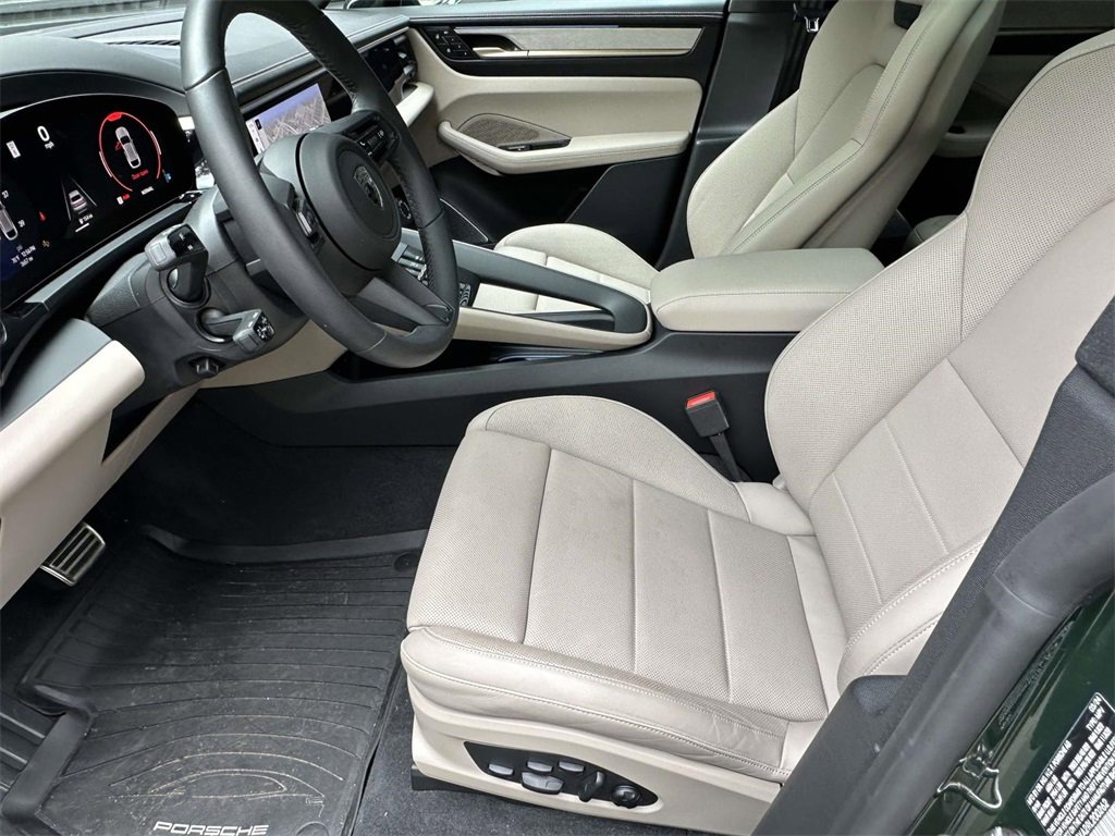 Certified 2024 Porsche Macan Turbo Electric image 18