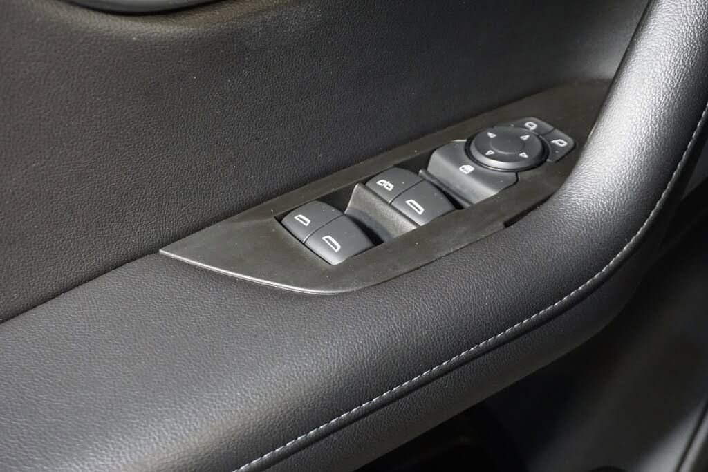 Used 2019 Chevrolet Blazer LT w/ Sound & Technology Package AWD/4WD image 12