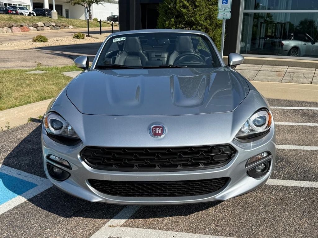 Used 2020 FIAT 124 Spider Lusso w/ Convenience Group RWD image 8