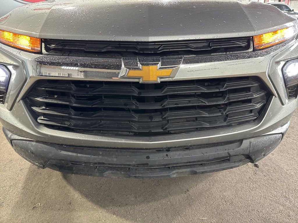 Used 2024 Chevrolet TrailBlazer LS w/ LS Convenience Package image 3