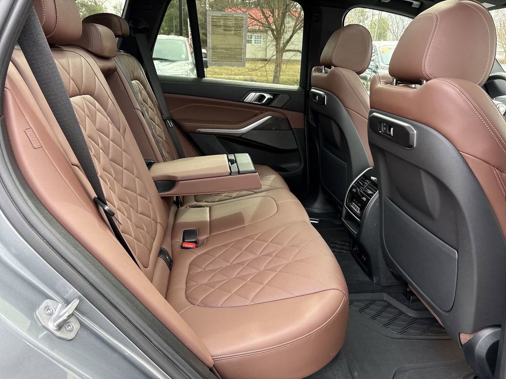 Used 2024 BMW X5 xDrive40i w/ Premium Package image 30