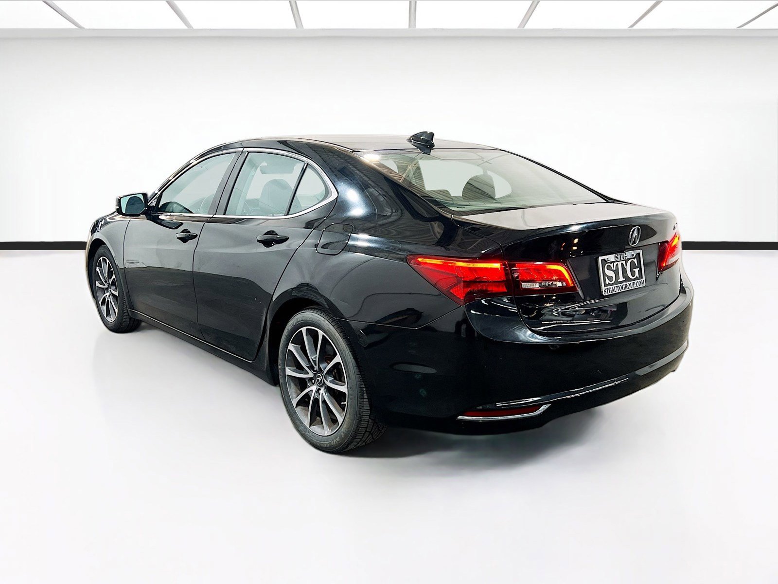 Used 2015 Acura TLX V6 SH-AWD w/ Technology Pkg image 6