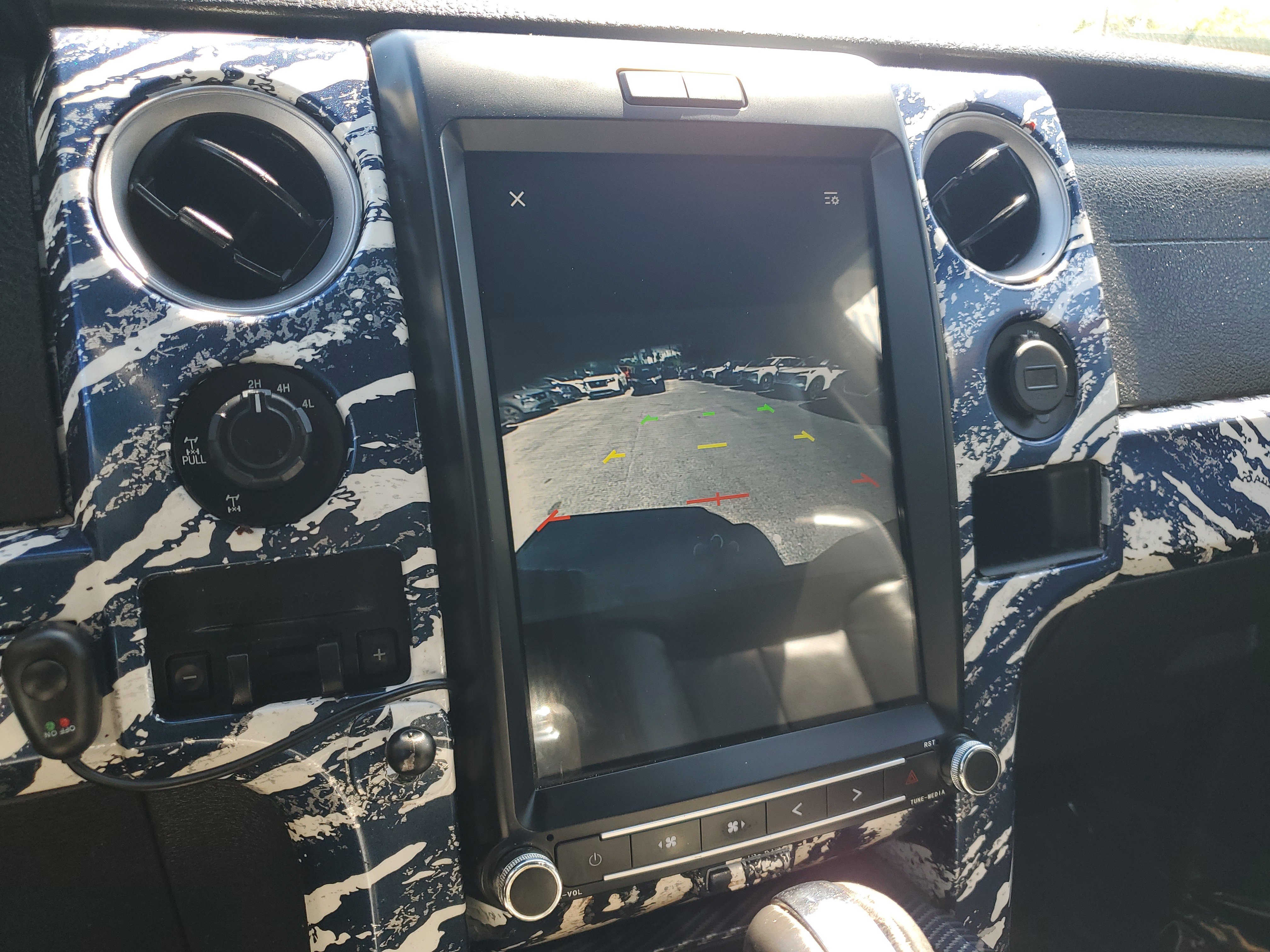 Used 2014 Ford F150 FX4 w/ Equipment Group 402A Luxury image 8