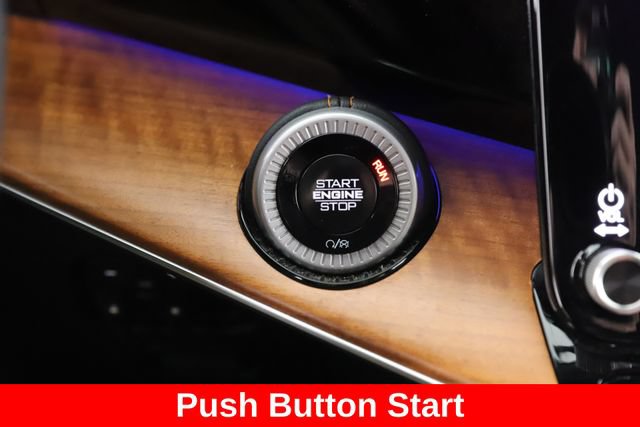 Used 2025 Jeep Grand Wagoneer L Series III w/ Rear Seat Video Group 1 AWD/4WD image 24