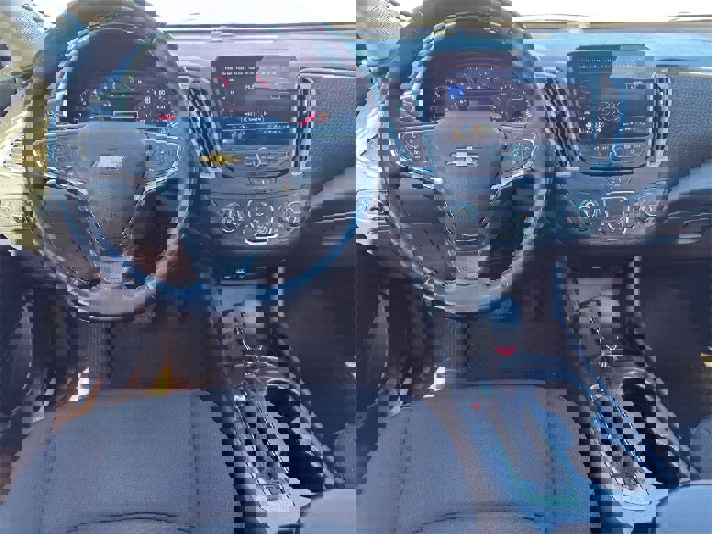 Used 2023 Chevrolet Malibu RS image 24