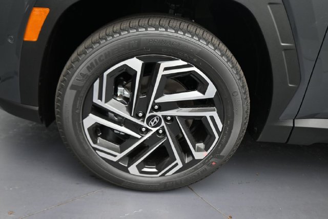 New 2026 Hyundai Tucson Limited AWD/4WD image 22