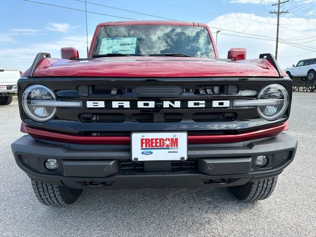 New 2026 Ford Bronco Outer Banks AWD/4WD image 2