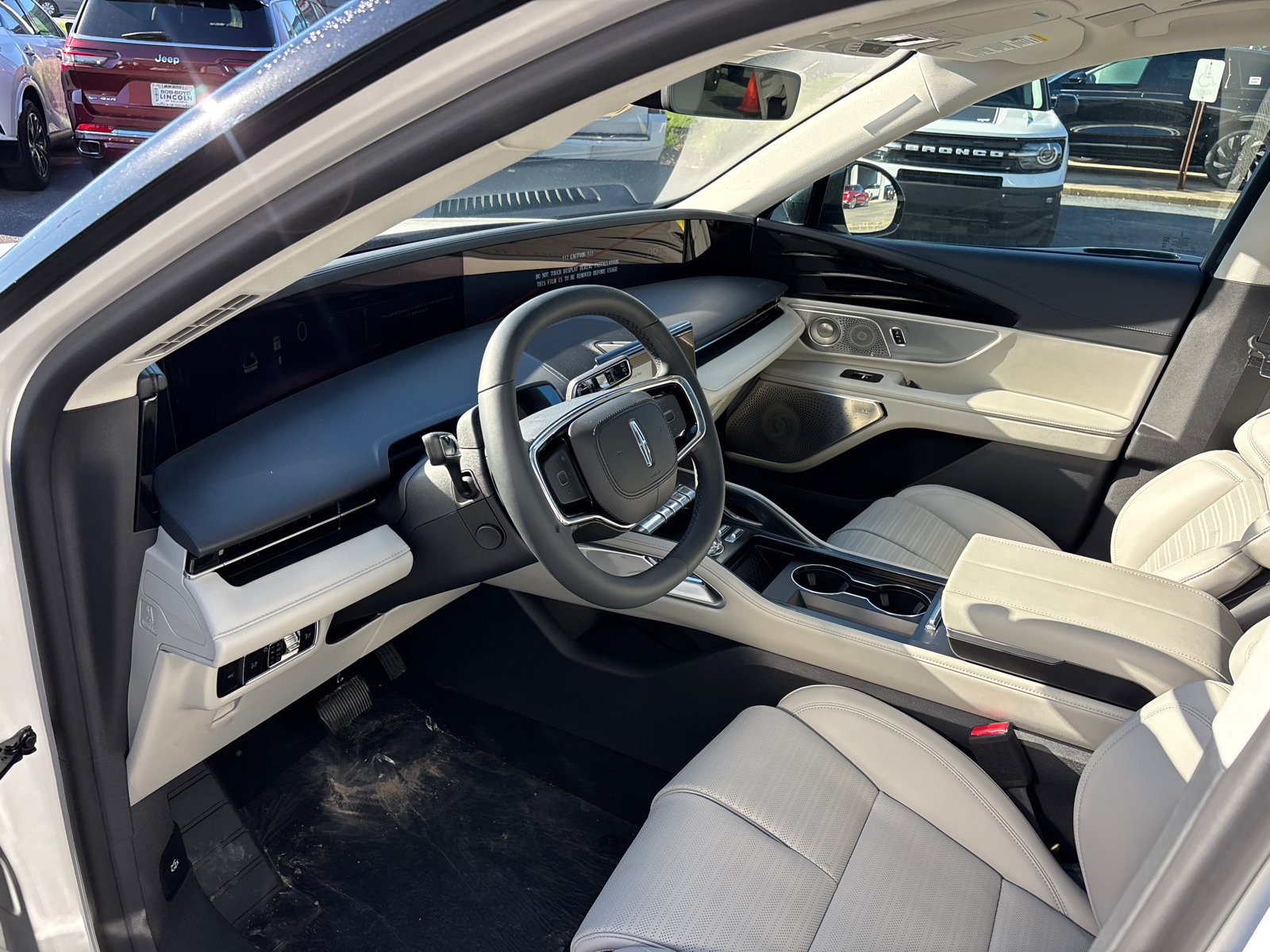 New 2026 Lincoln Nautilus Reserve AWD/4WD image 24