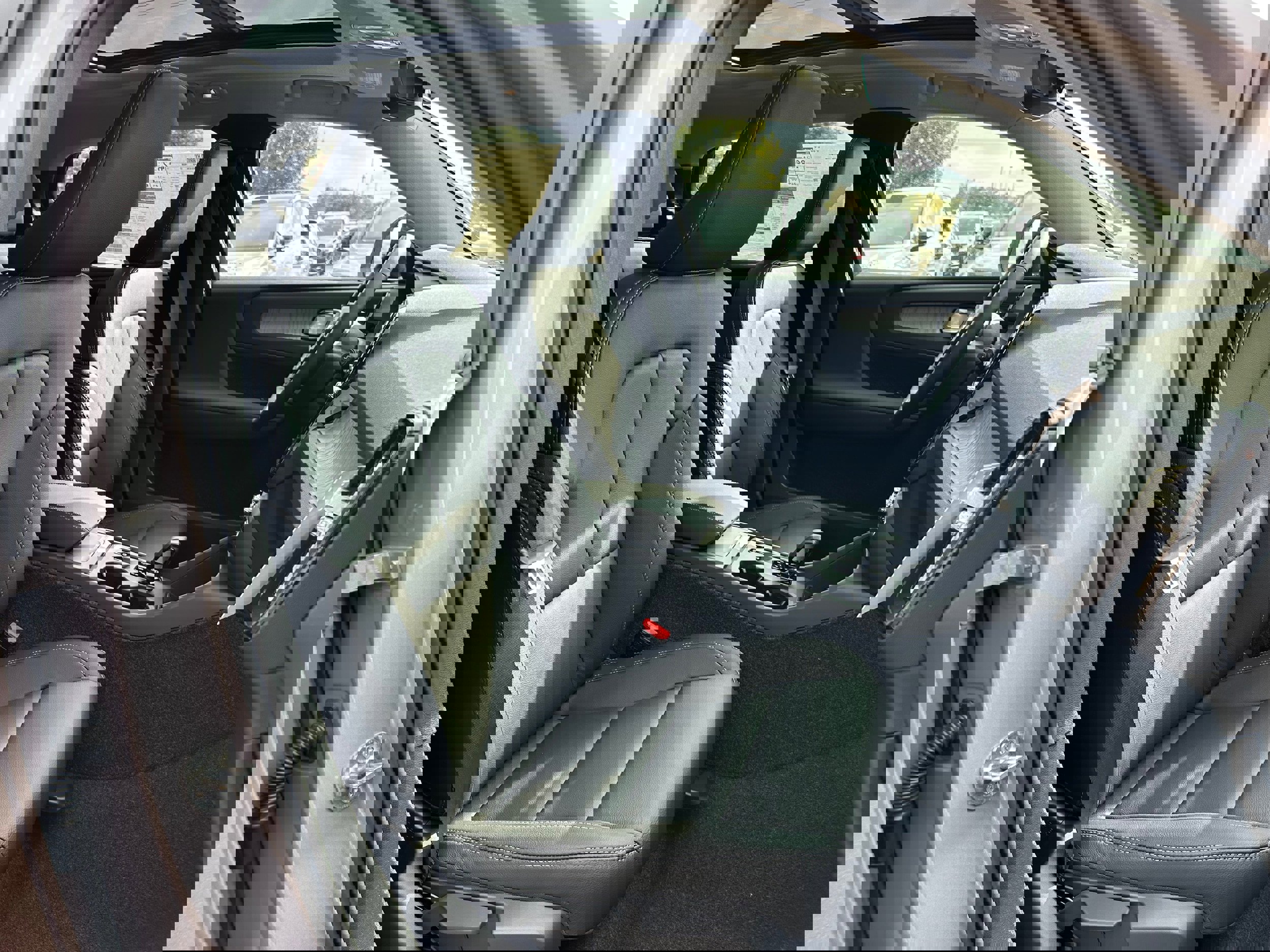 New 2026 Volvo XC40 B5 Core image 8