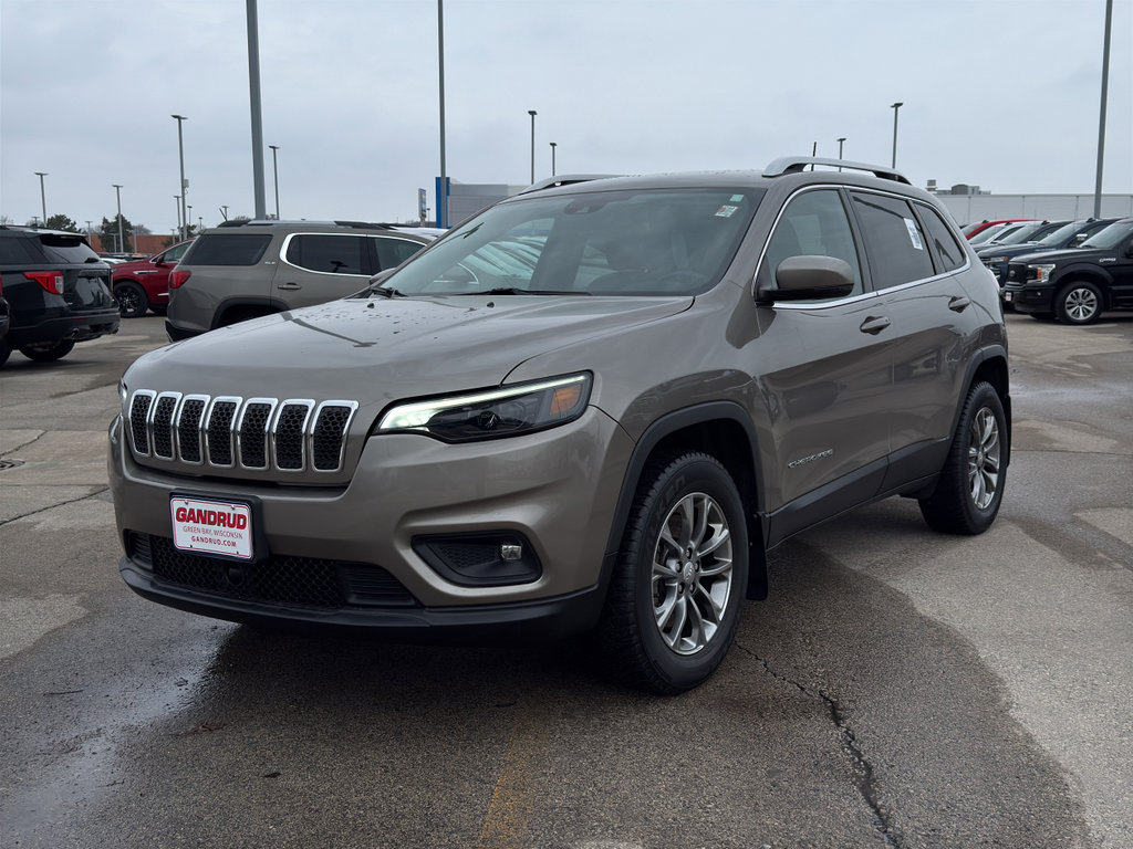 Used 2021 Jeep Cherokee Latitude Lux w/ Comfort/Convenience Group image 2