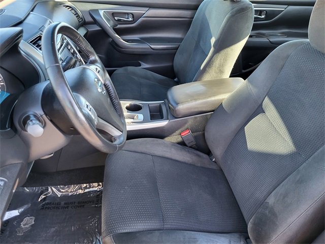 Used 2015 Nissan Altima 2.5 SV image 3