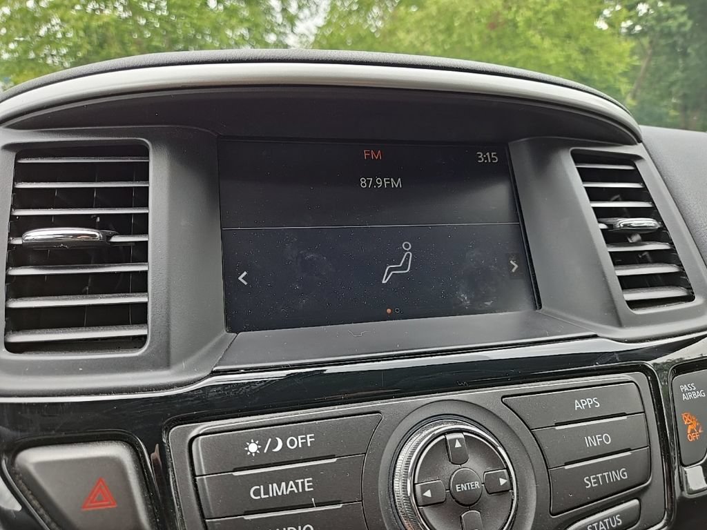 Used 2020 Nissan Pathfinder S AWD/4WD image 20
