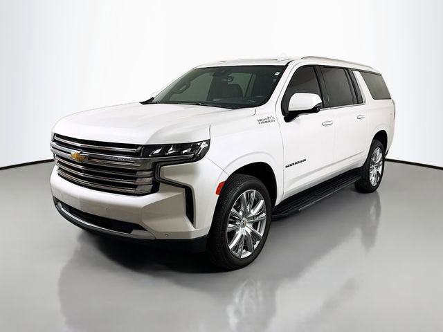 Used 2023 Chevrolet Suburban High Country image 3