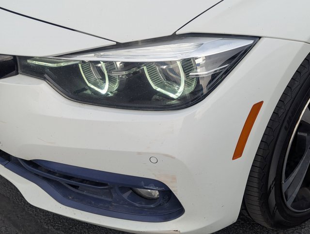 Used 2018 BMW 330e w/ Premium Package image 11