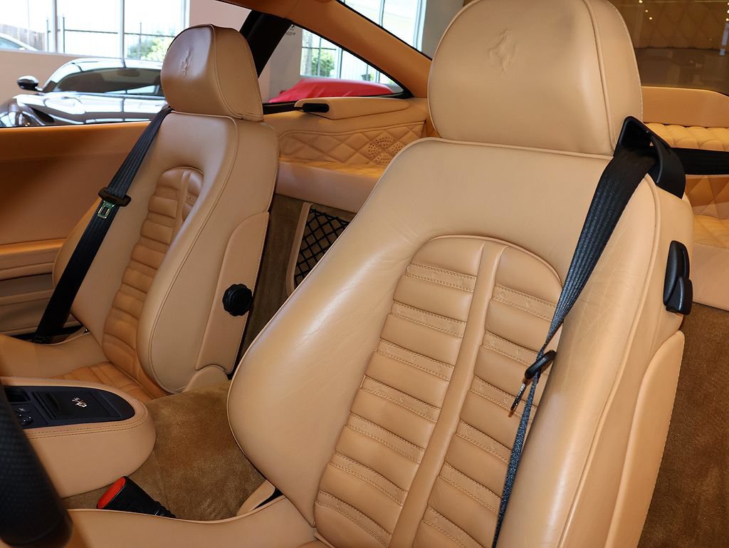 Used 2001 Ferrari 550 Maranello Coupe RWD image 96