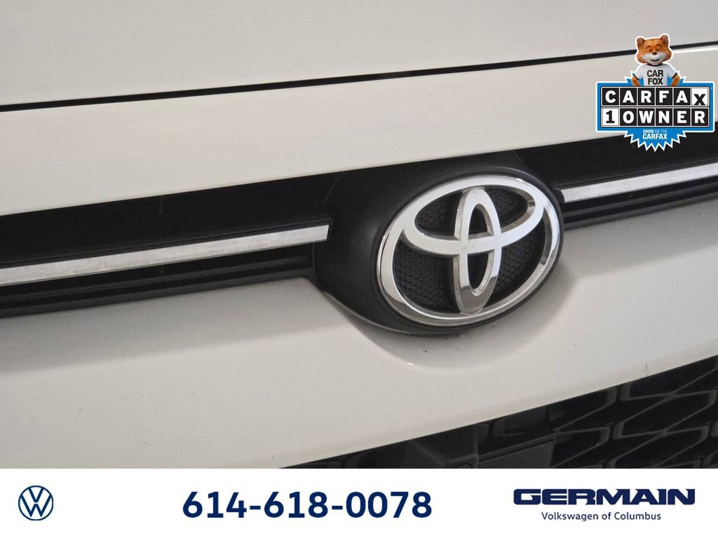 Used 2022 Toyota 4Runner SR5 Premium w/ Moonroof Package image 17