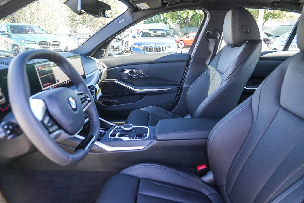 New 2026 BMW 330i Sedan w/ Convenience Package RWD image 18