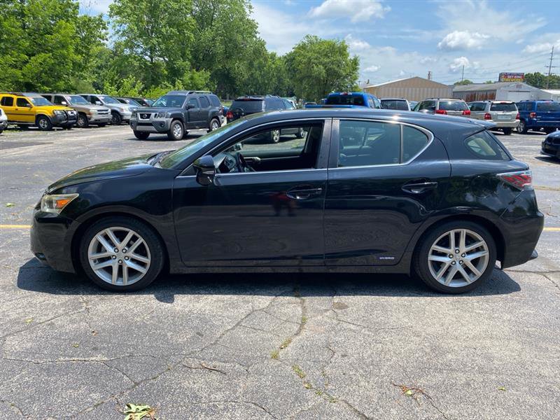 Used 2014 Lexus CT 200h image 2