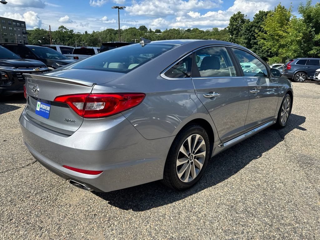 Used 2017 Hyundai Sonata Sport w/ Value Edition Package 02 FWD image 7