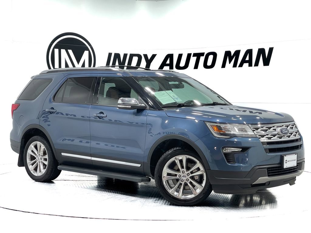 Used 2019 Ford Explorer XLT w/ Equipment Group 202A image 2