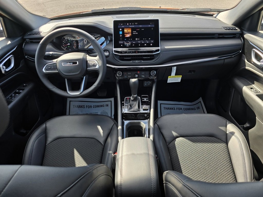 New 2026 Jeep Compass Latitude image 19