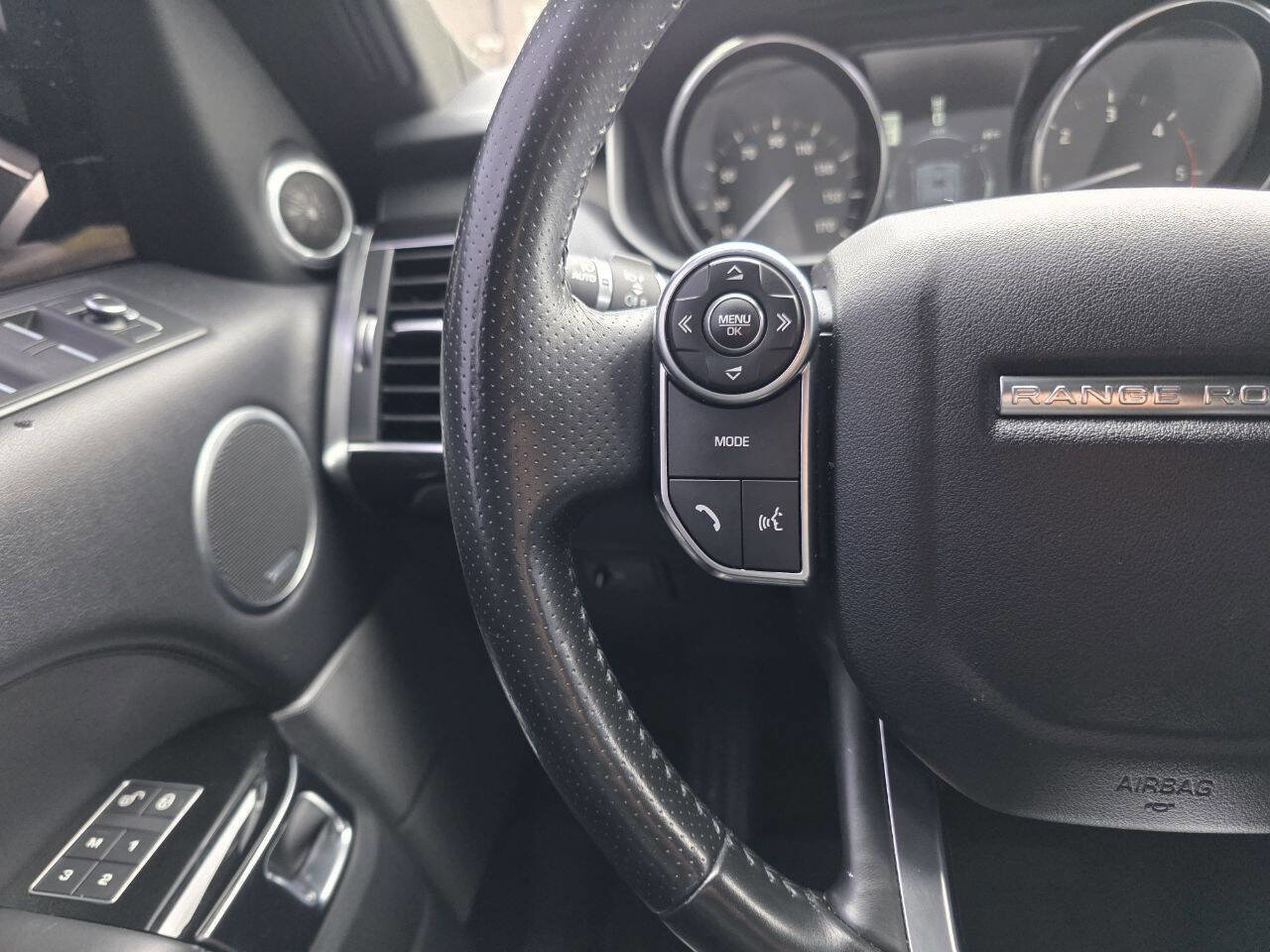 Used 2017 Land Rover Range Rover Sport HSE AWD/4WD image 17
