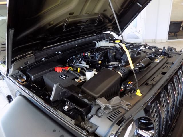 Certified 2023 Jeep Gladiator Sport AWD/4WD image 35