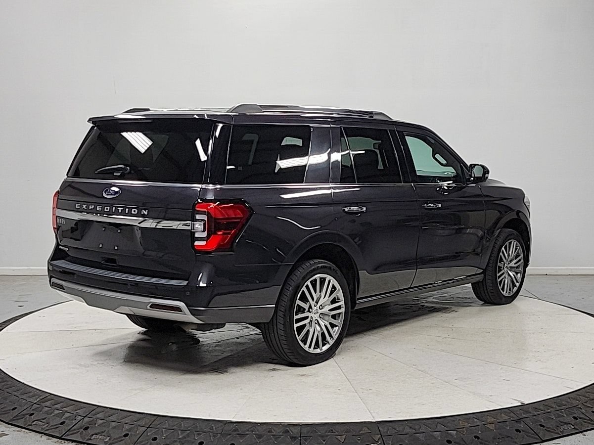 Used 2024 Ford Expedition Limited RWD image 7