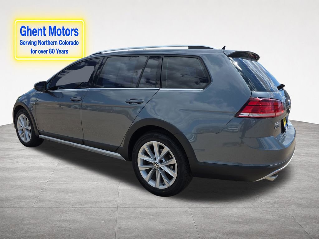 Used 2018 Volkswagen Golf Alltrack S AWD/4WD image 3