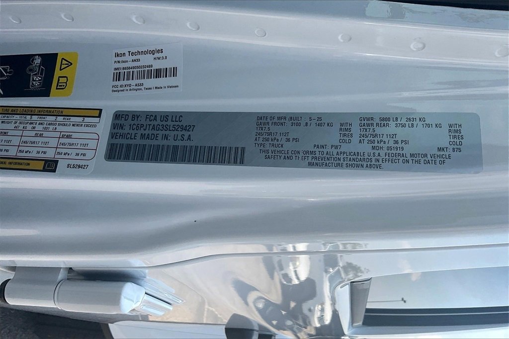 New 2025 Jeep Gladiator Sport image 13