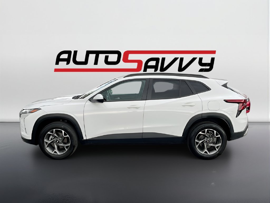 Used 2026 Chevrolet Trax LT FWD image 4