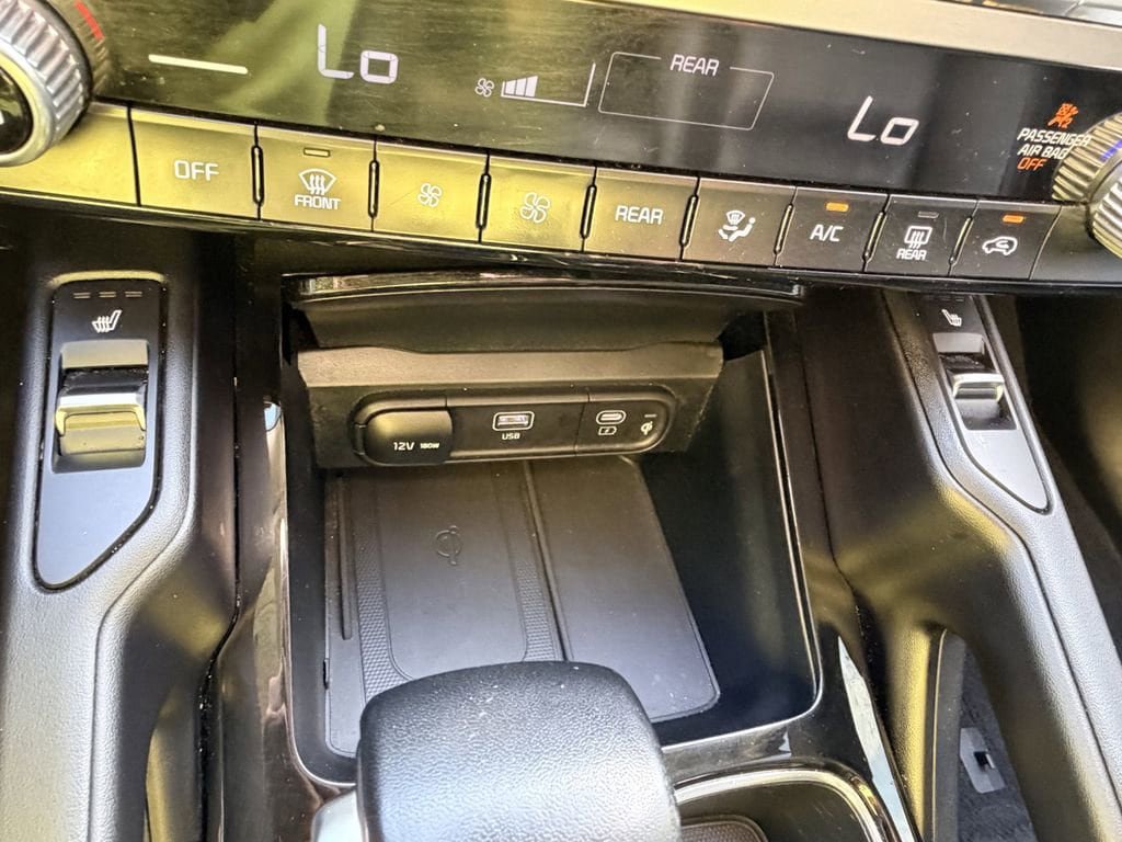 Certified 2024 Kia Telluride S w/ S Sunroof Package image 26