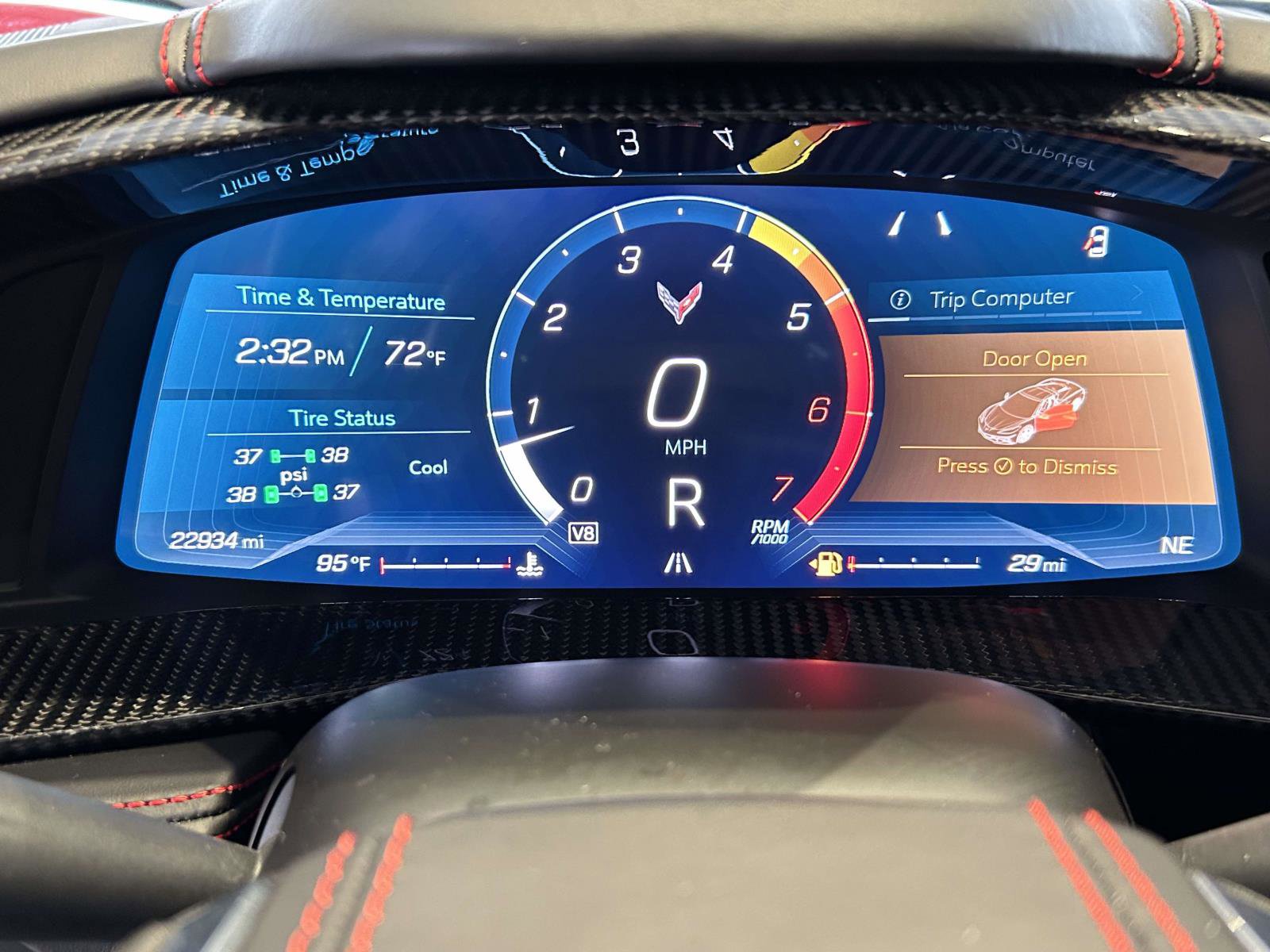 Used 2025 Chevrolet Corvette Stingray Premium Cpe w/ Z51 Performance Package image 21