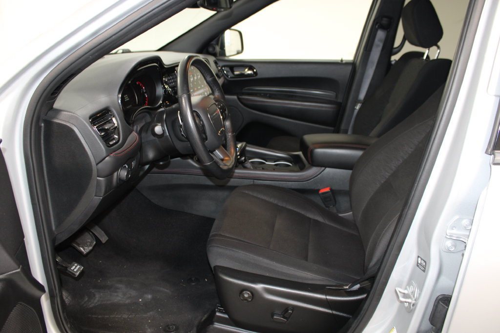 Used 2025 Dodge Durango GT RWD image 21