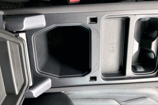 Certified 2023 Land Rover Defender 90 S image 37