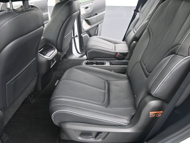 Used 2025 INFINITI QX80 Sensory image 26