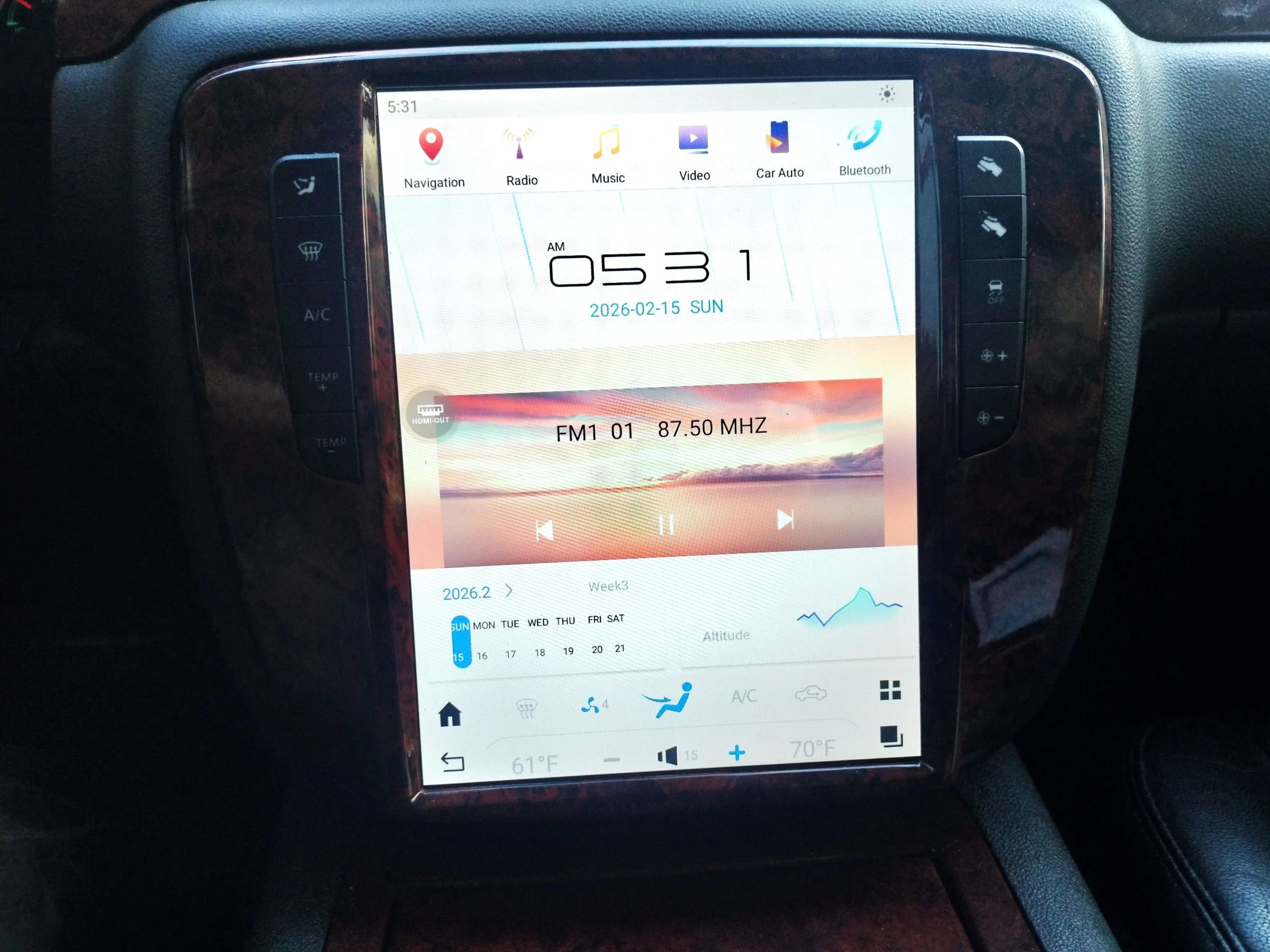 Used 2011 Chevrolet Avalanche LTZ image 27