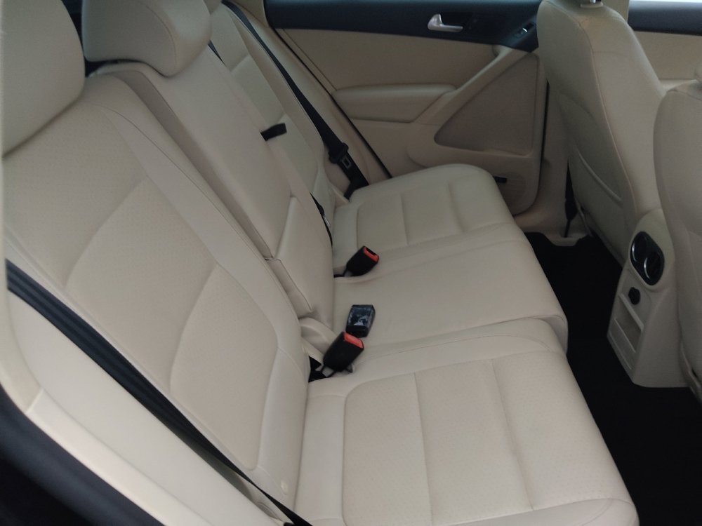 Used 2015 Volkswagen Tiguan SEL AWD/4WD image 19