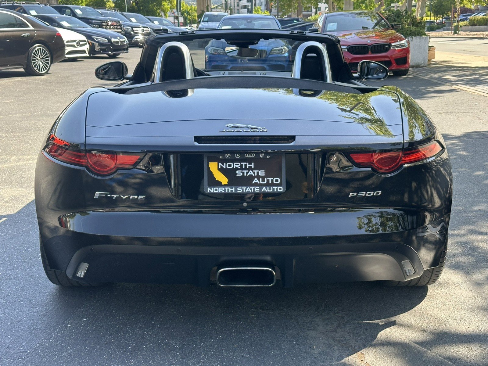 Used 2019 Jaguar F-TYPE Convertible image 10