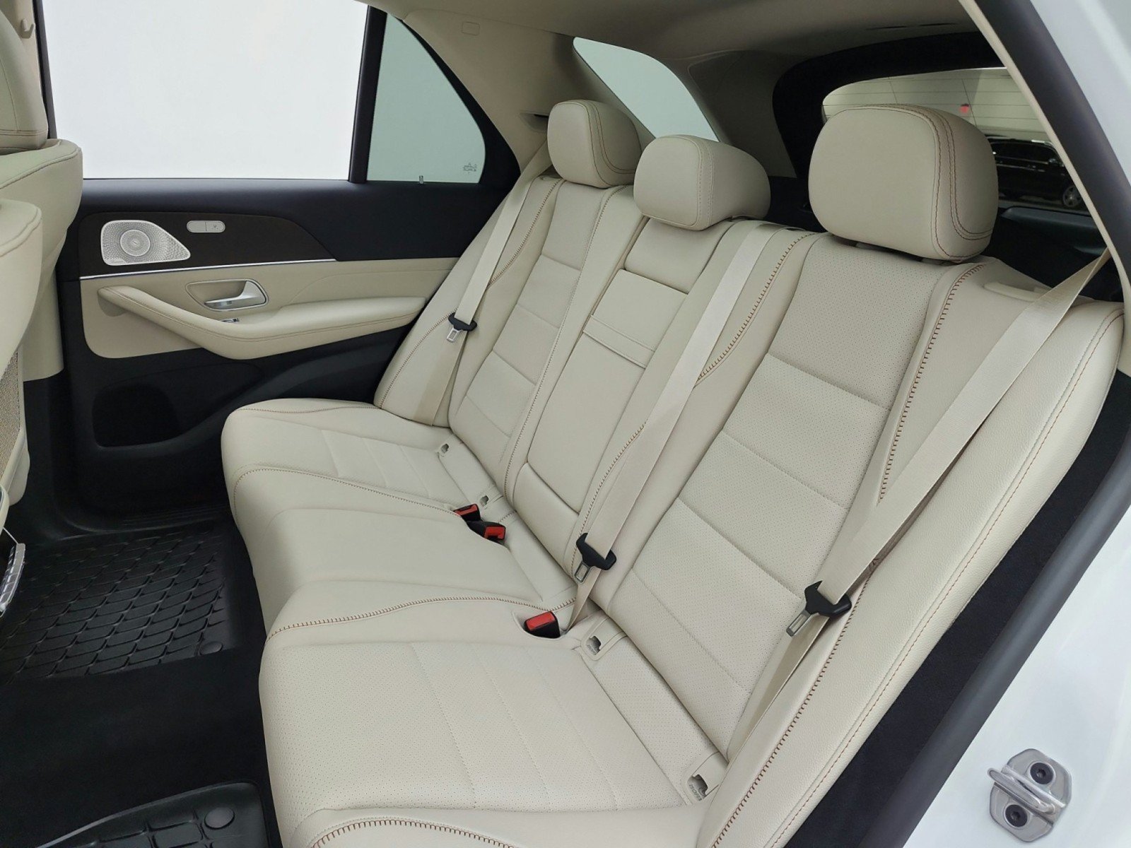 New 2027 Mercedes-Benz GLE 450 4MATIC image 11