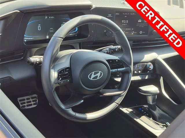 Certified 2025 Hyundai Elantra Sport image 3