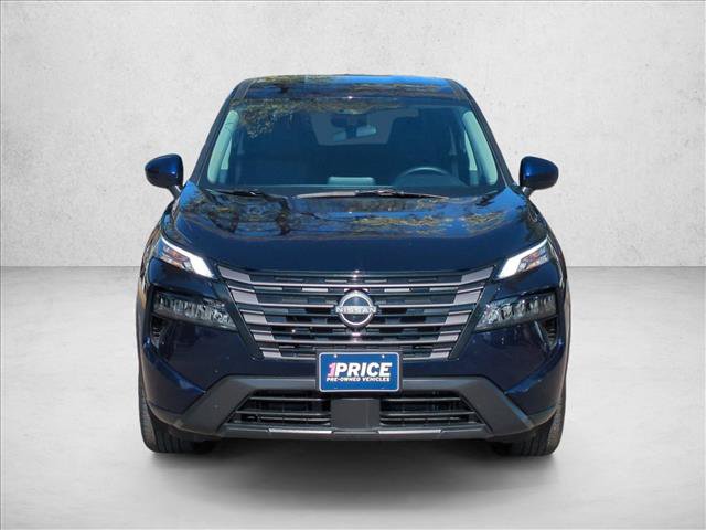 Used 2026 Nissan Rogue SV AWD/4WD image 2