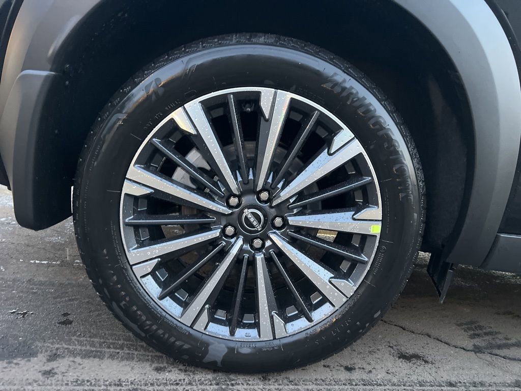 New 2026 Nissan Pathfinder Platinum image 23