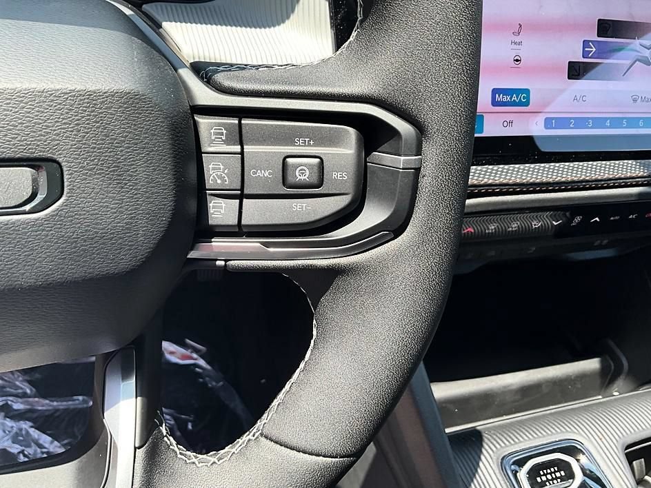 New 2026 Jeep Cherokee Limited AWD/4WD image 28