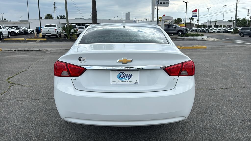 Used 2018 Chevrolet Impala LT w/ LT Leather Package FWD image 4
