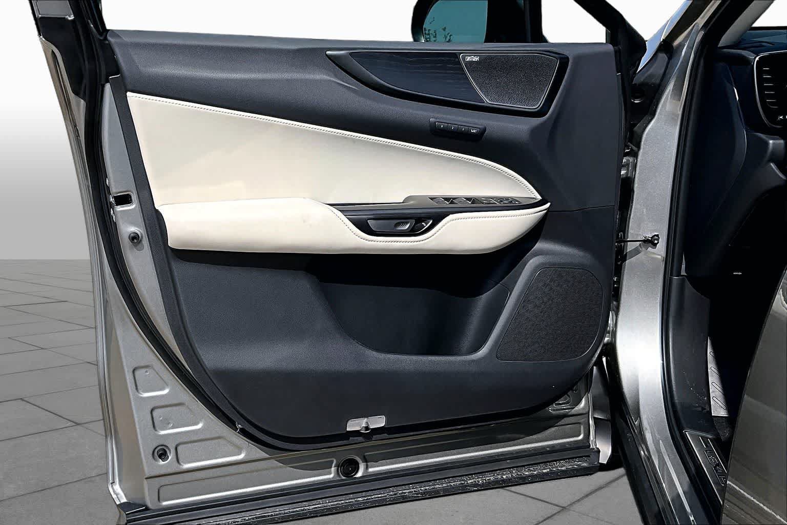 New 2026 Lexus NX 350 AWD w/ Cold Area Package image 10