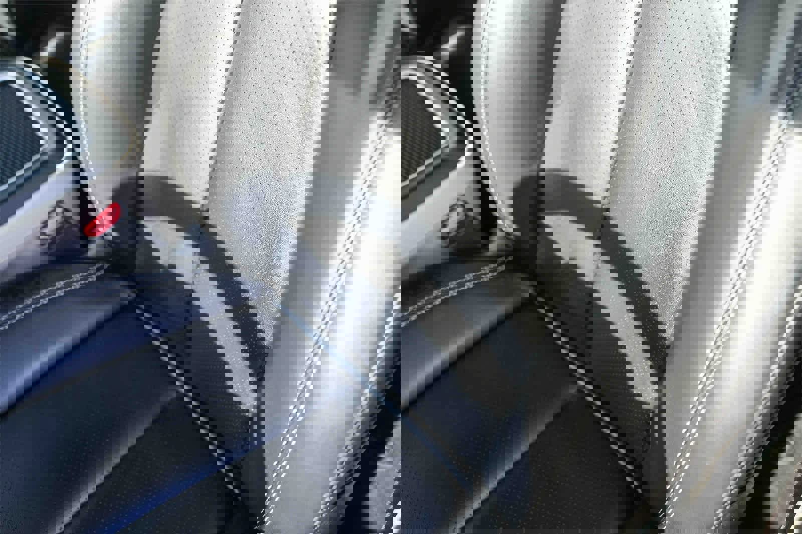 Used 2024 Chrysler Pacifica Touring-L image 24