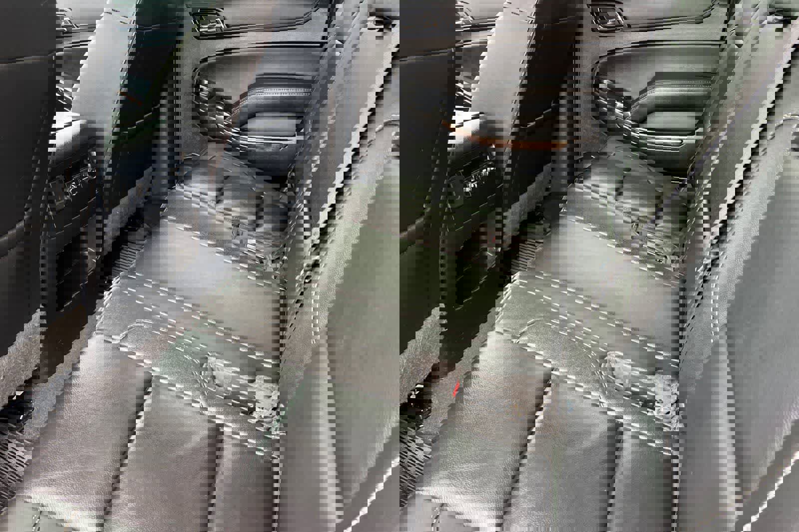 Used 2019 Chevrolet Suburban LT image 5