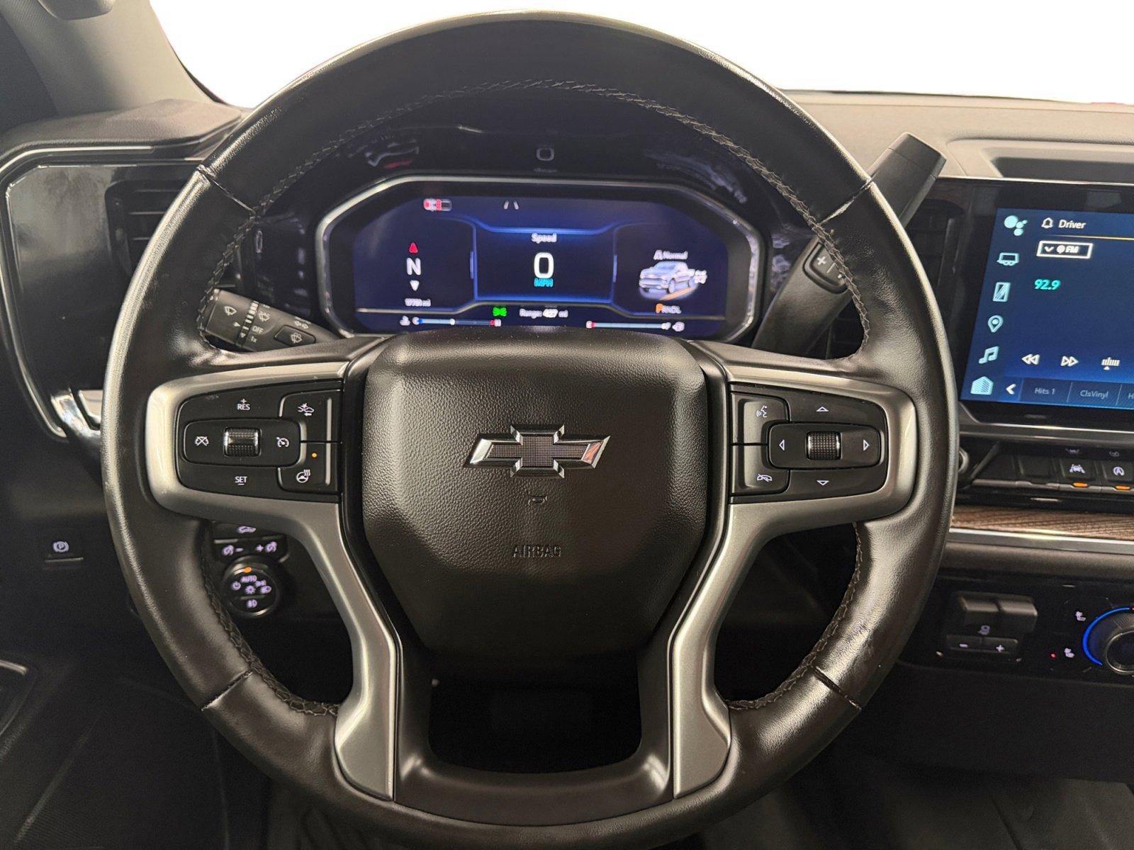 Used 2024 Chevrolet Silverado 1500 RST AWD/4WD image 16