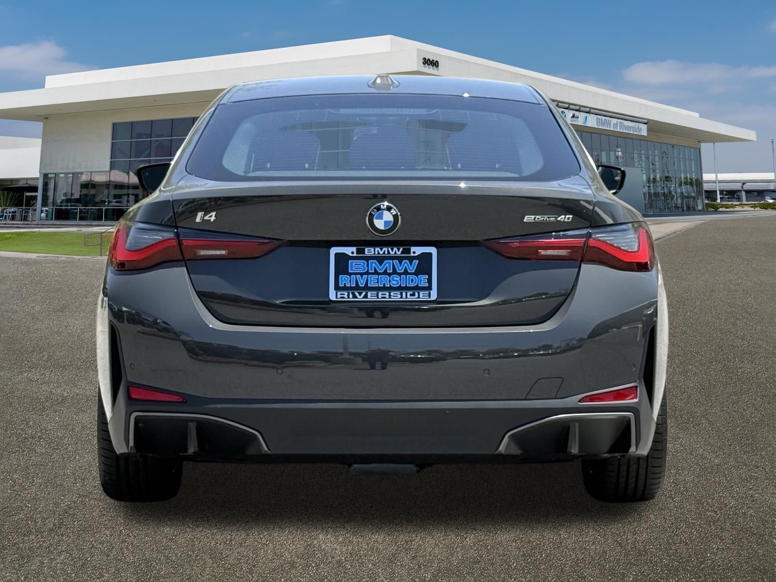 New 2026 BMW i4 eDrive40 w/ Driving Assistance Package RWD image 9
